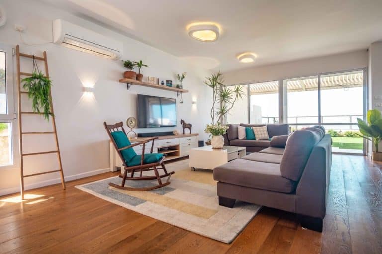 Read more about the article בית הטורקיז