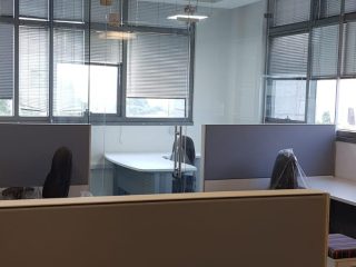 אומנות זכוכית למשרדים קהילת BNF
