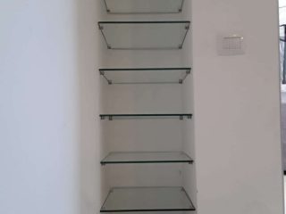 מדפי זכוכית קהילת BNF